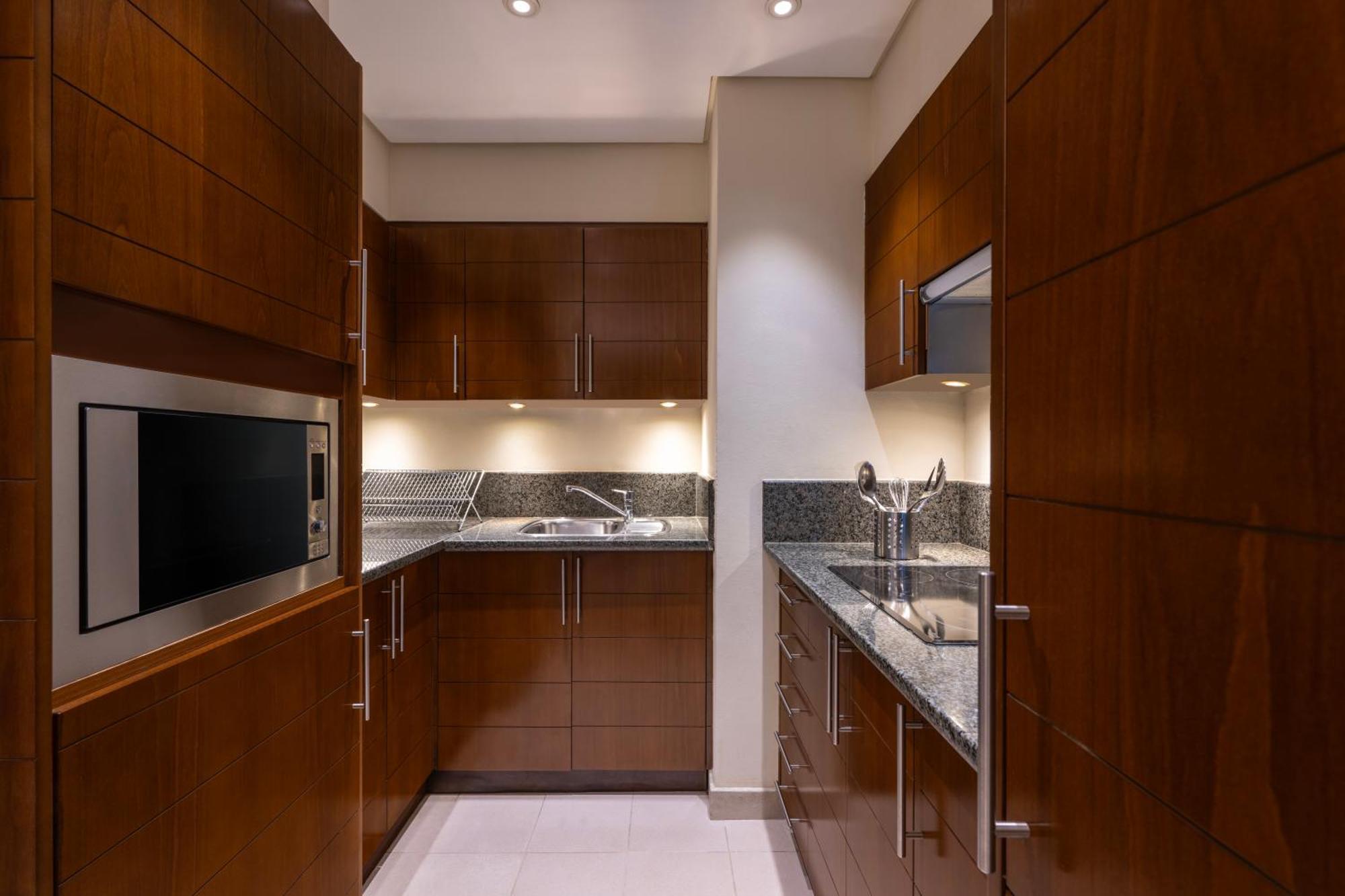 Grand Millennium Al Wahda And Executive Hotel 5*