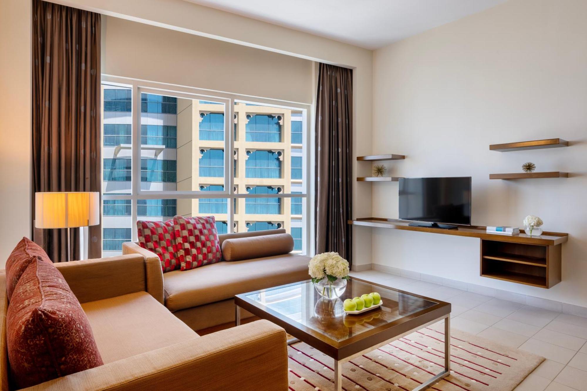 Отель Grand Millennium Al Wahda And Executive 5*